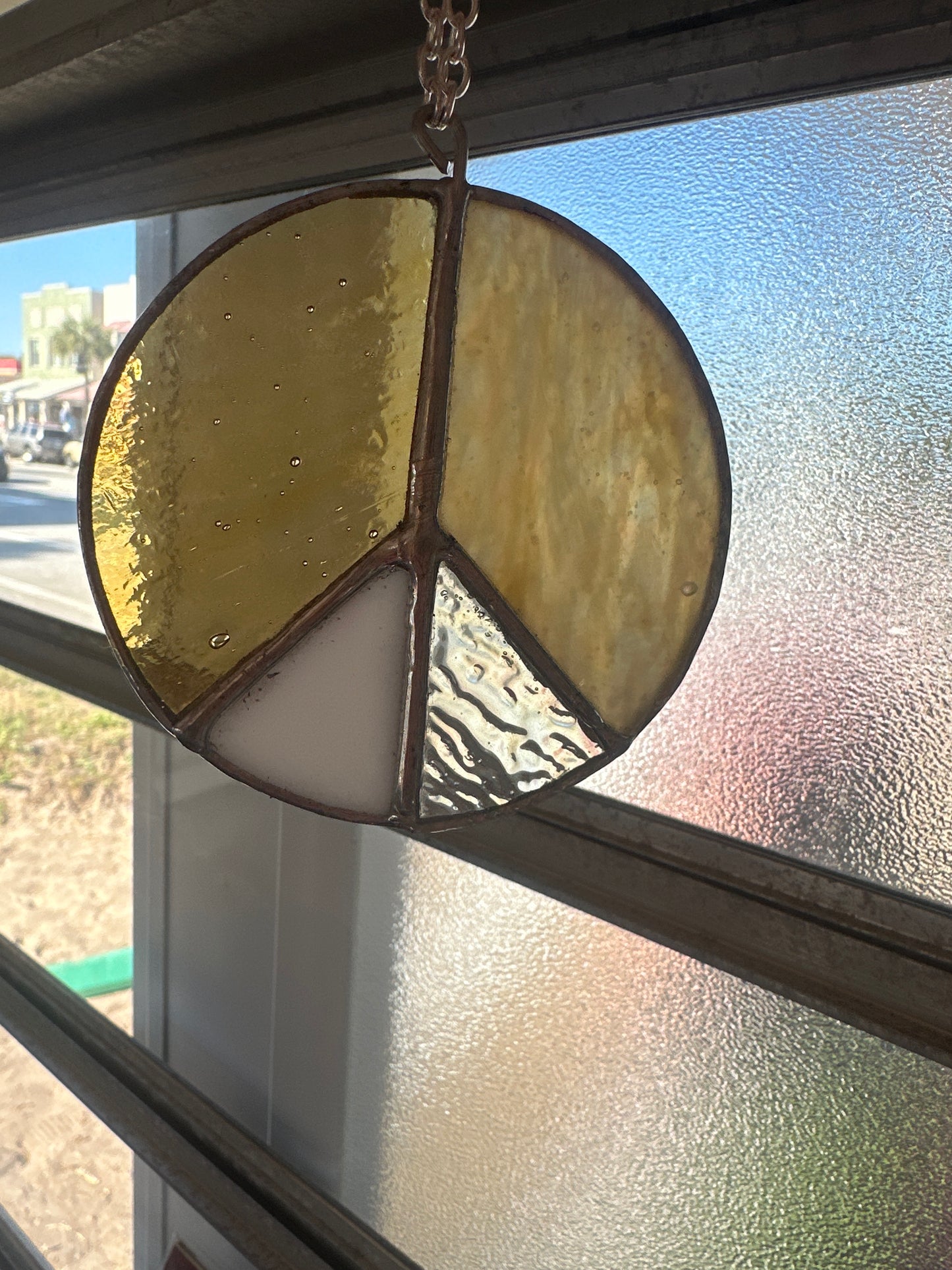 Lizard Glass Design - Peace Sign Stained glass