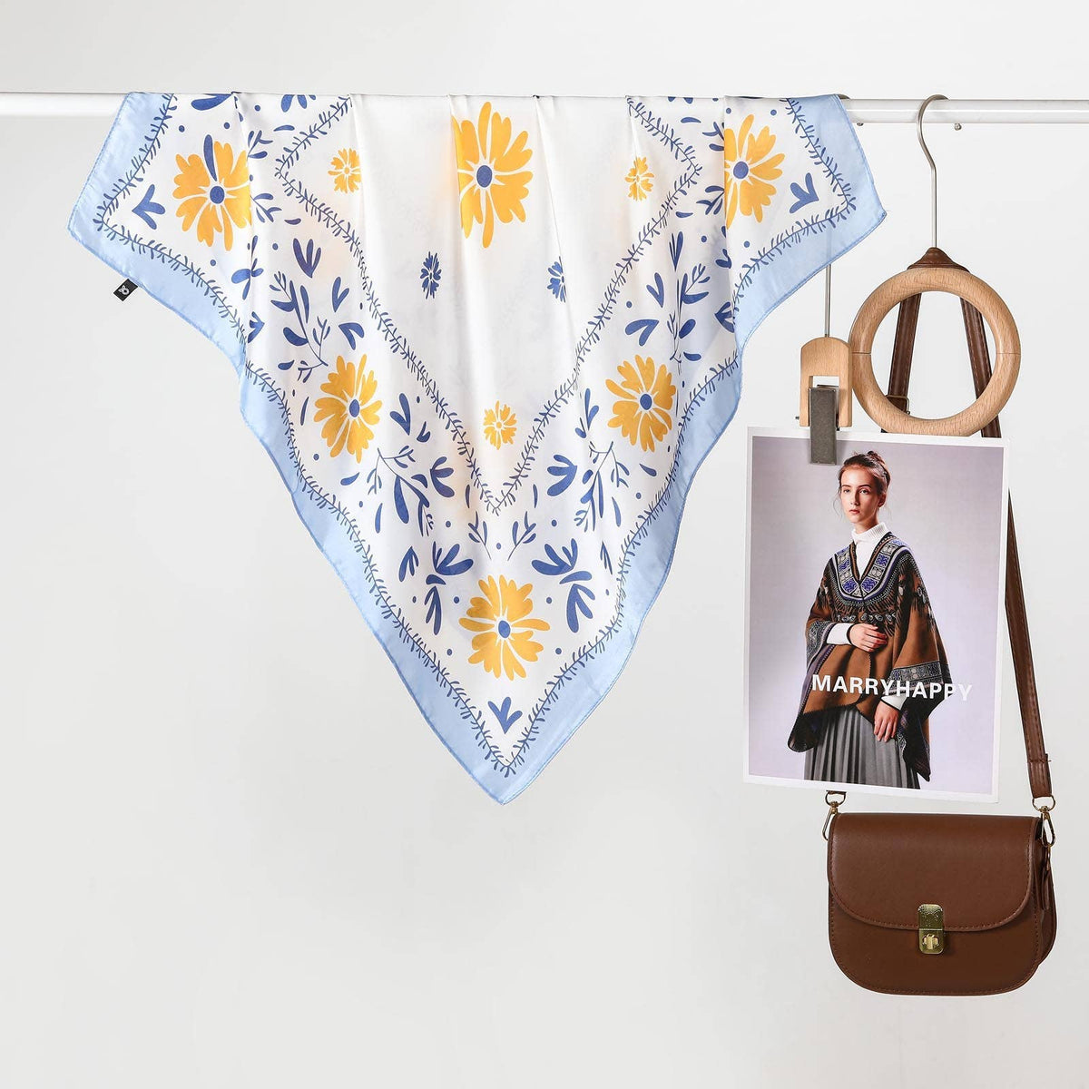 Floral Print Silk-Finish Bandana Scarf | 40SC719