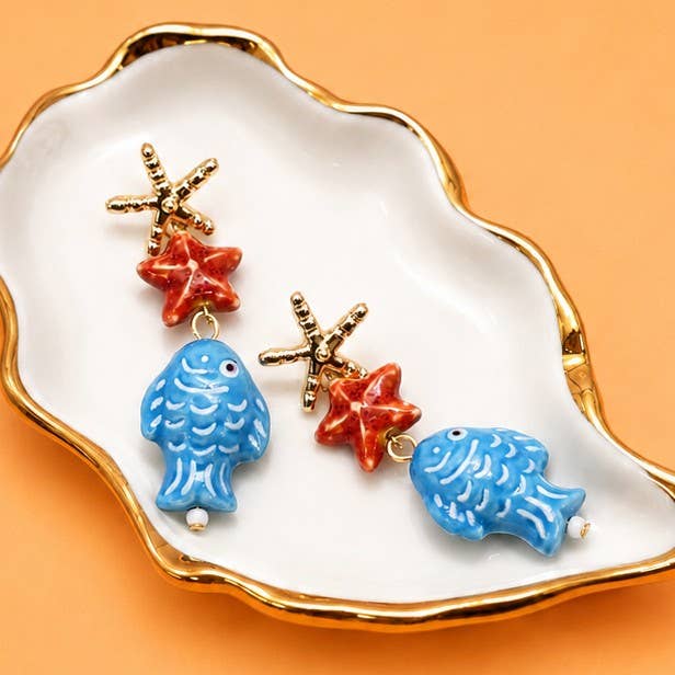 Under the Sea Ceramic Fish & Starfish Drop Earrings | 40E538