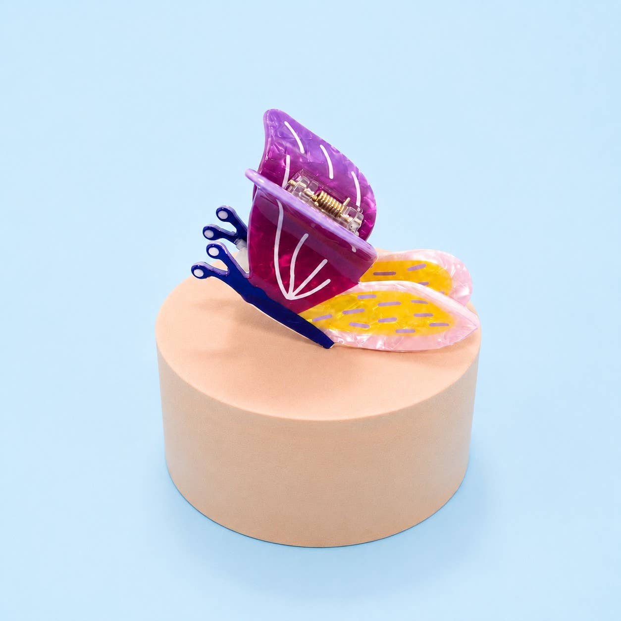 ABTRACT BUTTERFLY RESIN HAIR CLAW