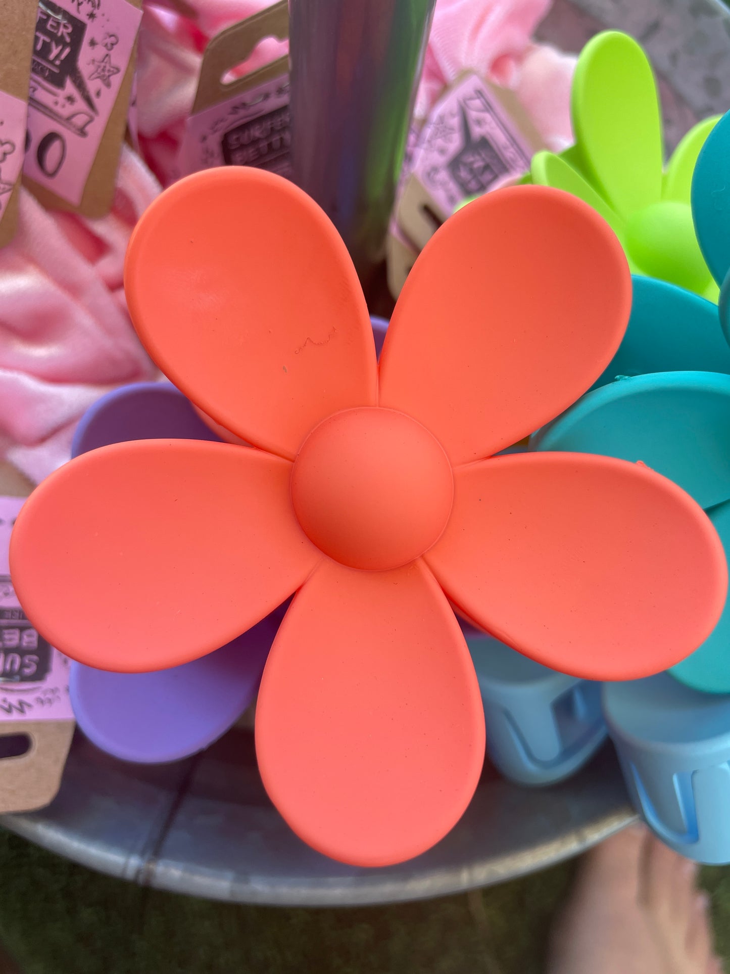 Daisy Clips