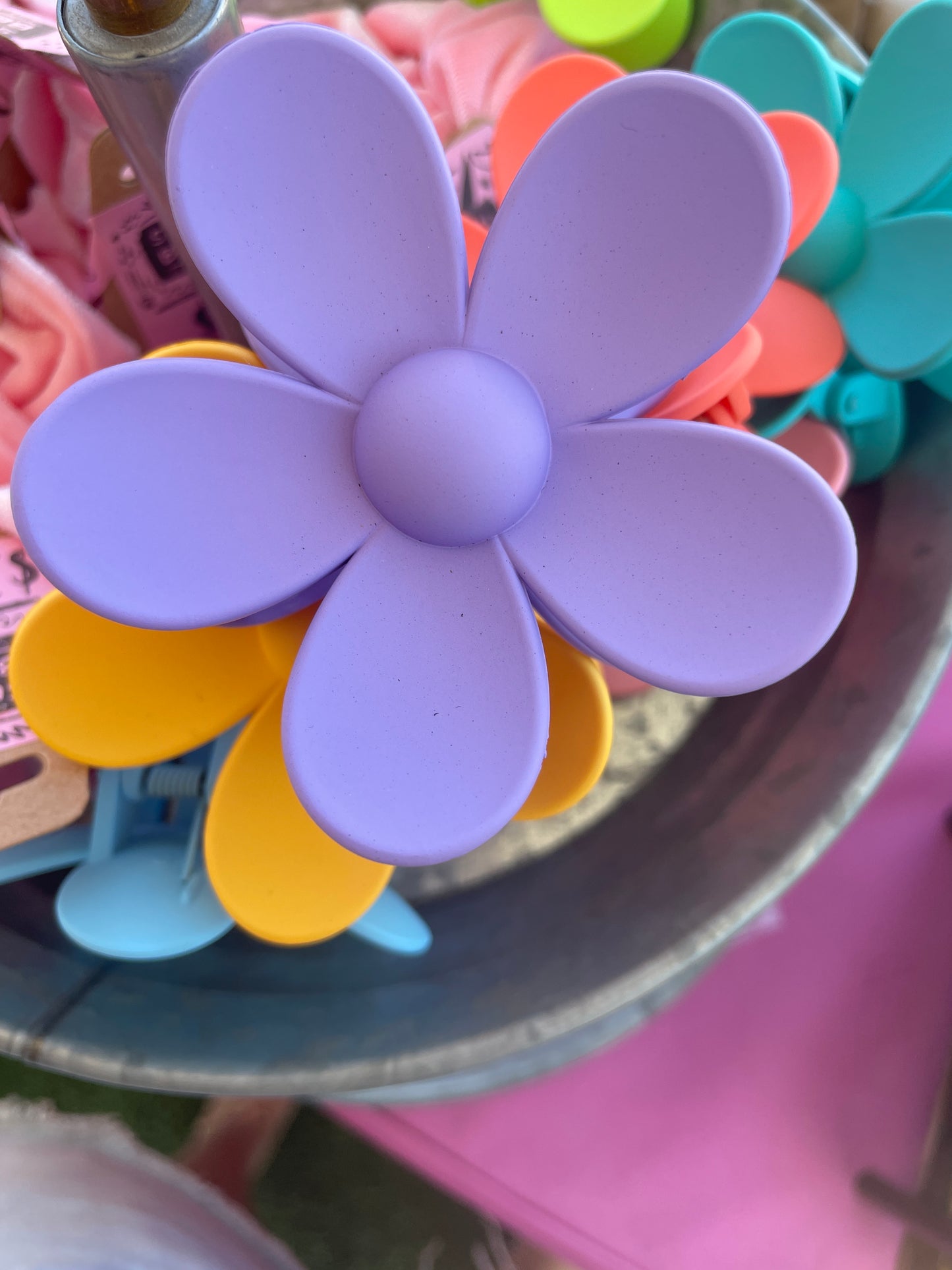 Daisy Clips