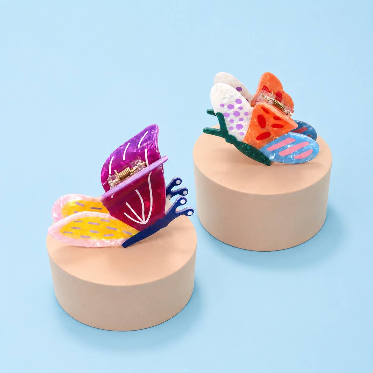ABTRACT BUTTERFLY RESIN HAIR CLAW