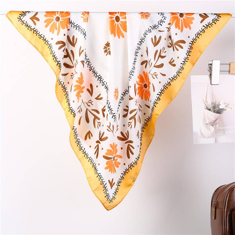 Floral Print Silk-Finish Bandana Scarf | 40SC719