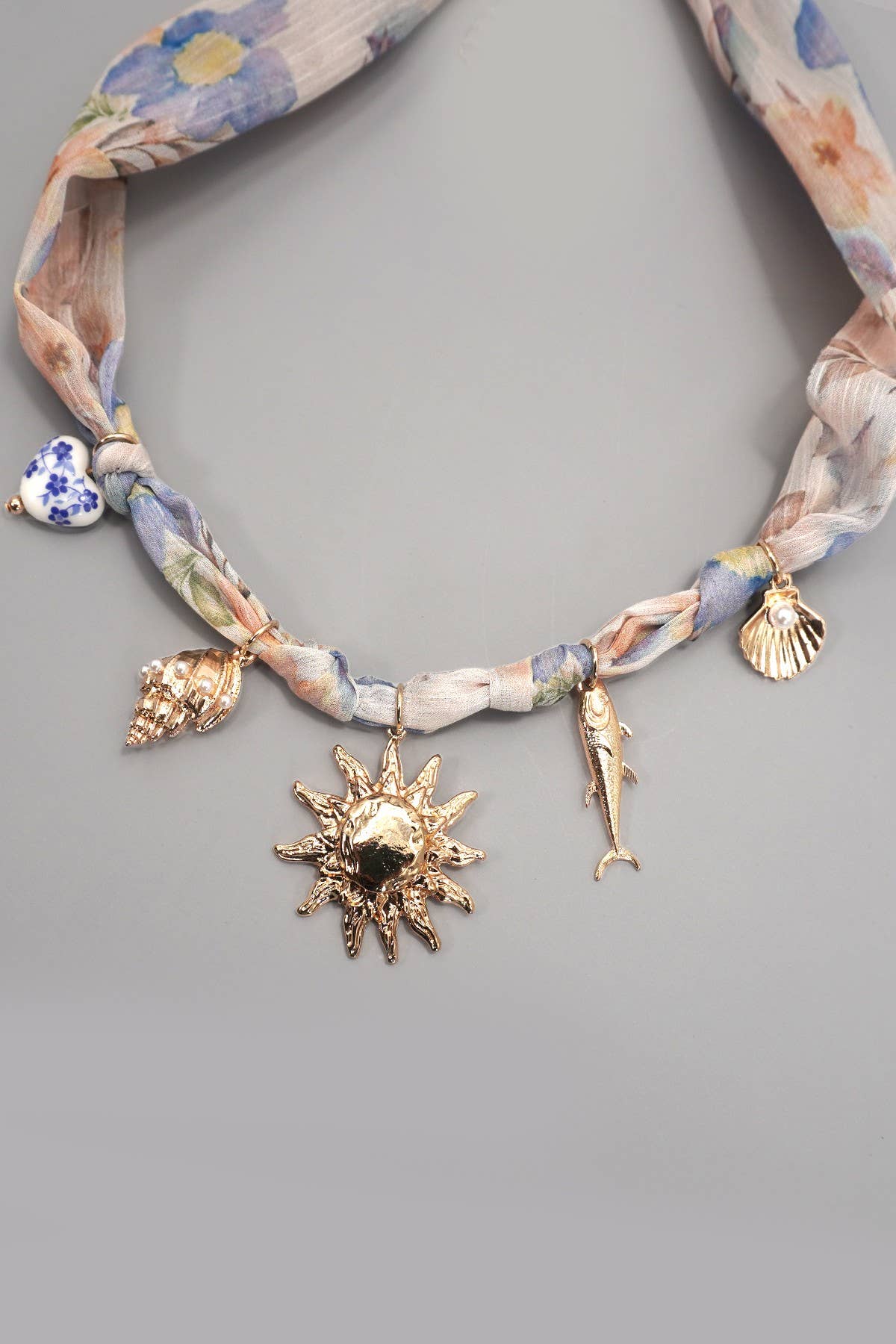 SCARF CHARM NECKLACE-SUN FISH SEASHELL